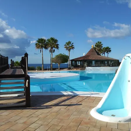 Sur Heated Pool *