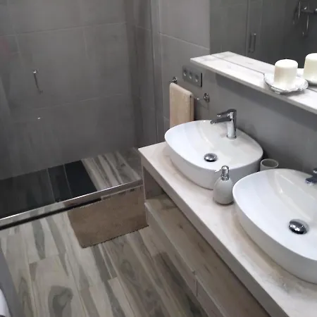 Sur Heated Pool 德尔锡伦西奥海岸