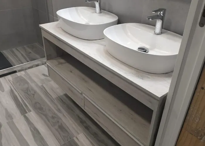 Lägenhet Sur Heated Pool *